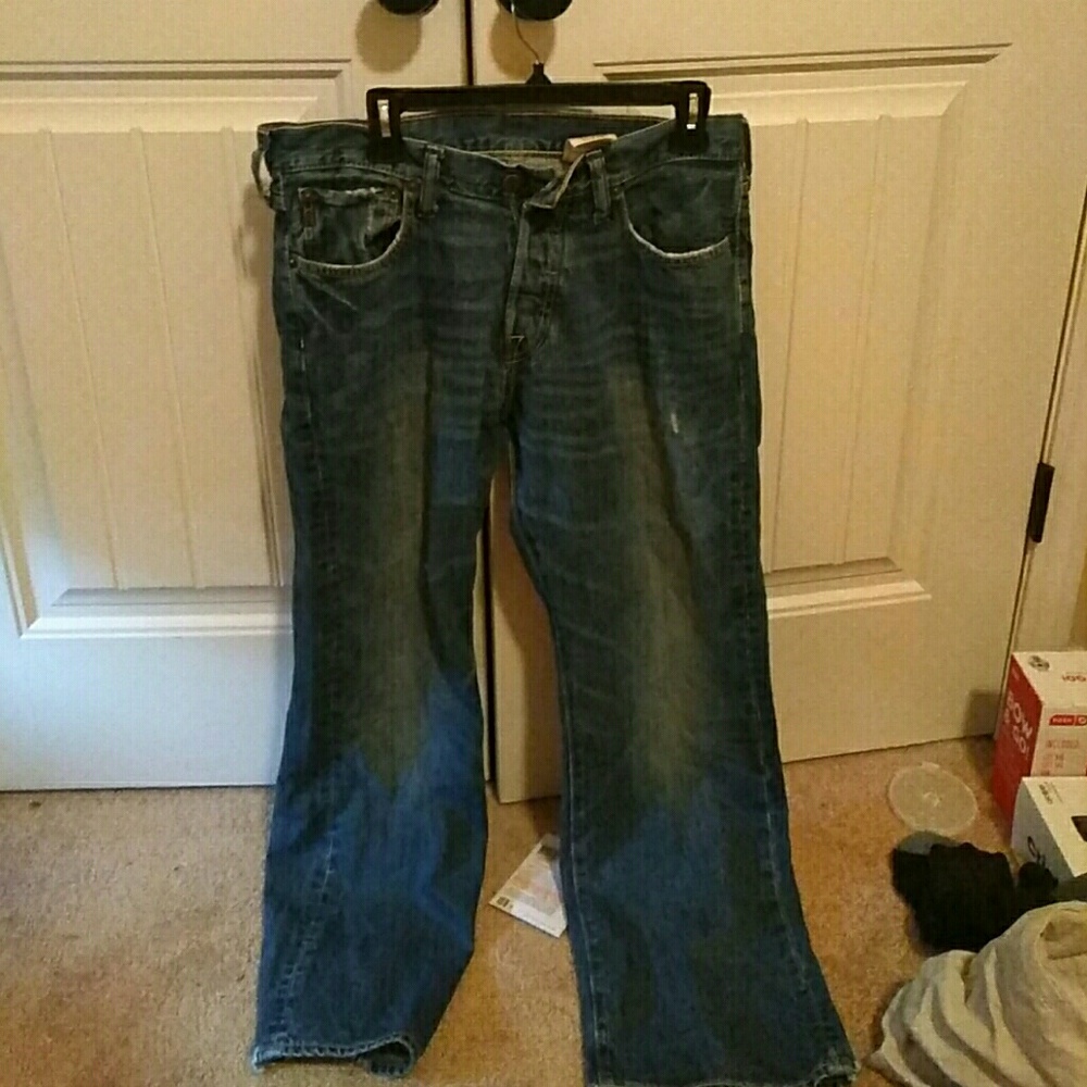 Jeans